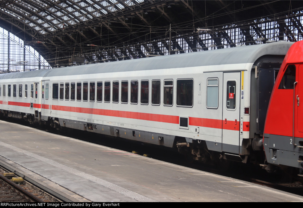 DB IC 80-91-308-5 Train - Deutsche Bahn